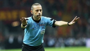 Galatasaray-Trabzonspor Maçını Cüneyt Çakır Yönetecek - 30. Hafta Hakemleri Açıklandı