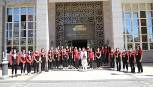 Başkan Şahin sporcu ve antrenörlerle buluştu