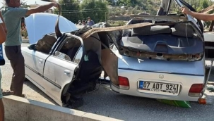 Muğla'da Kaza Yapan Araç İkiye Bölündü