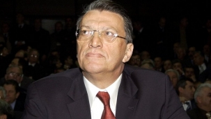 Mesut Yılmaz hayatını kaybetti