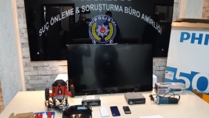 Göztepe Mahallesinde çok sayıda çalıntı mal ve uyuşturucu madde ele geçirildi