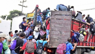 ABD sınırında tehlike: Binlerce göçmen gelmeye başladı