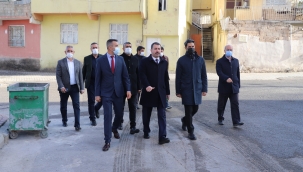 Başkan Baydilli Karaköprü'yü sokak sokak geziyor