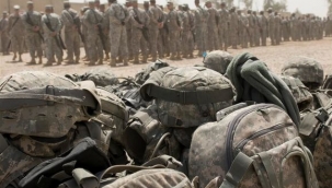 Irak'taki bir ABD askeri üssüne on roket atıldı