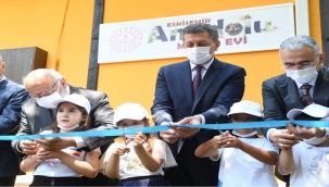 Bakan Selçuk, Anadolu Masalları Eskişehir Masal Evi'nin açılışını yaptı