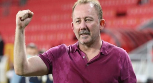 Beşiktaş Sergen Yalçın'la anlaştı