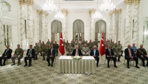 Cumhurbaşkanı Erdoğan, Azerbaycan Görev Grubu’nda yer alan askerleri kabul etti