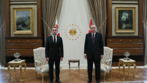 Cumhurbaşkanı Erdoğan, Gürcistan Başbakanı Garibashvili’yi resmi törenle karşıladı