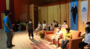 Şanlıurfa'da tiyatro kursu yoğun ilgi görüyor