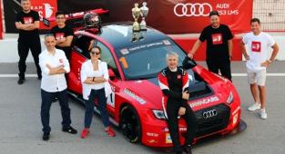Audi, Team AMS İle Pistlere Hızlı Bir Giriş Yaptı!