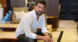 Lüks mobilya markası dünyaya açılıyor