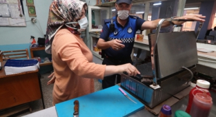 Gaziantep'te Zabıta Ekipleri Okul Kantinlerini Denetledi